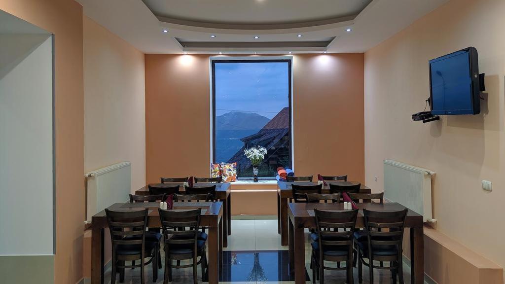 New Shino Gudauri Hotel ภายนอก รูปภาพ